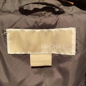 Michael Kors puffy bronze color jacket. Detachable fur on hood.